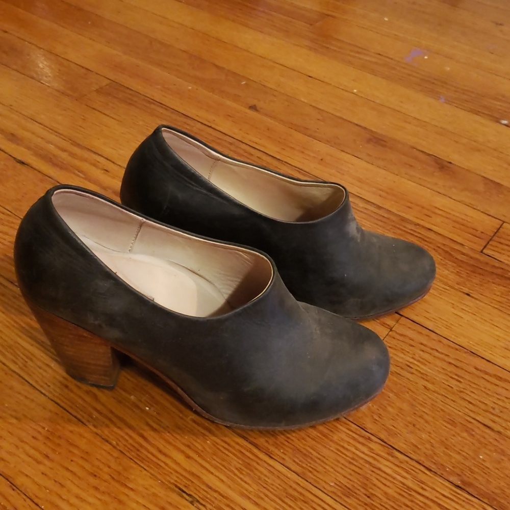 Nisolo 7 Heels